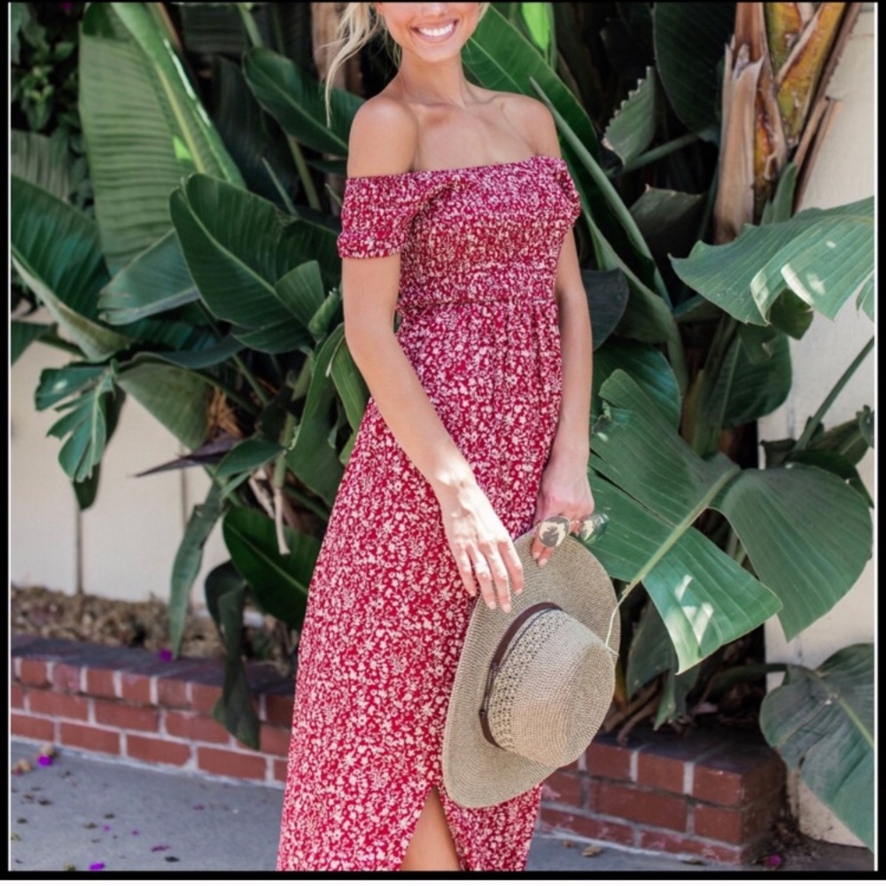 SALE!! Red maxi floral dress slit off the shoulder - Picture 2 of 7